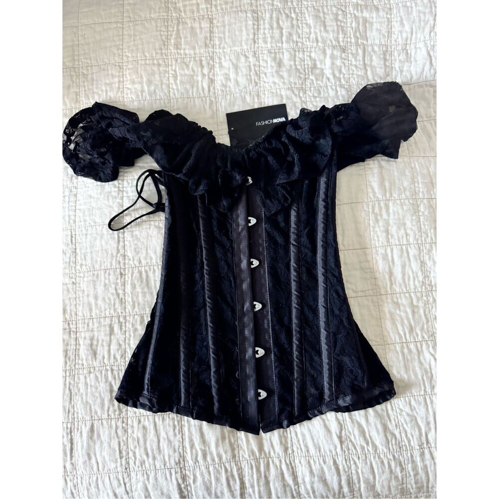 Fashion Nova Black Lace‎ Off The Shoulder Corset Top XS NWT Whimsygoth